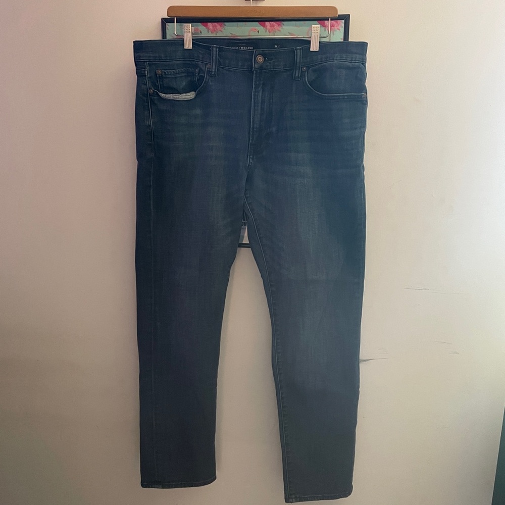 Lucky Brand 121 slim straight jean 36x32